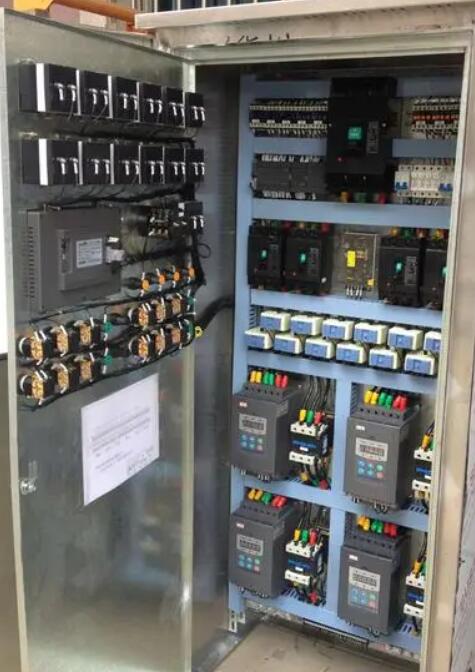 泵站軟啟動(dòng)控制柜